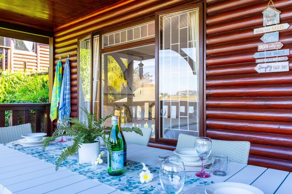 Knysna River Club - Sunbird Cottage Apartment in Knysna