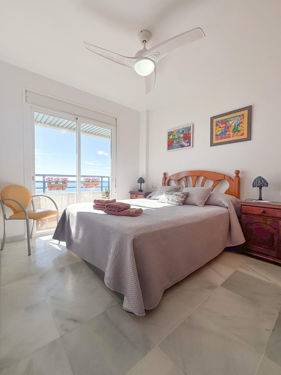 Apartamento Aguamarina 5B Primera Línea de Playa Apartment in Estepona