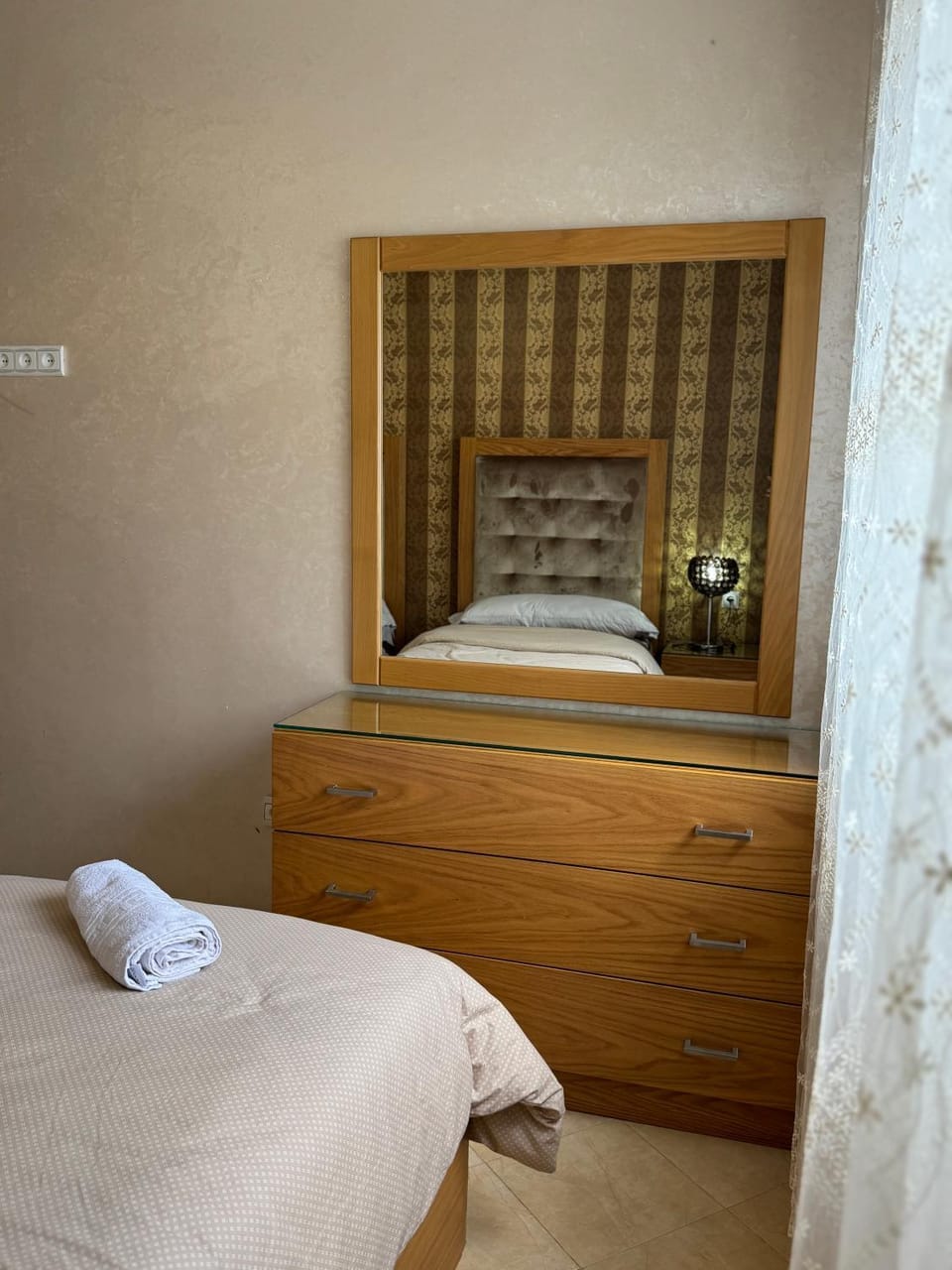 Bed, Bedroom, towels, wardrobe