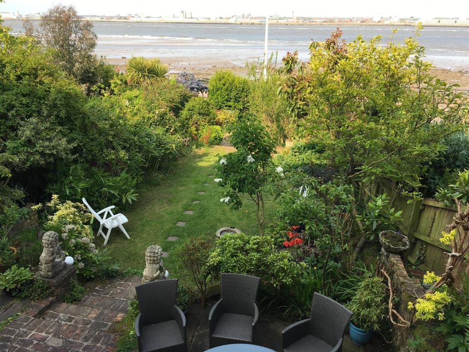 Natural landscape, Garden view, River view, Sea view
