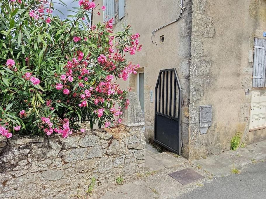 Confortable T2 - 1 à 4 pers- WIFI Apartment in Nouvelle-Aquitaine
