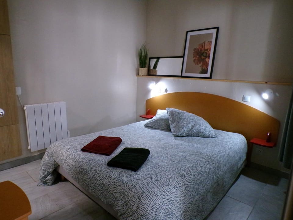Confortable T2 - 1 à 4 pers- WIFI Apartment in Nouvelle-Aquitaine