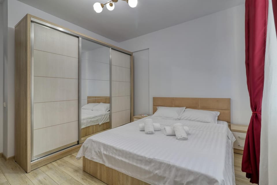 Bed, Photo of the whole room, Bedroom, towels, wardrobe