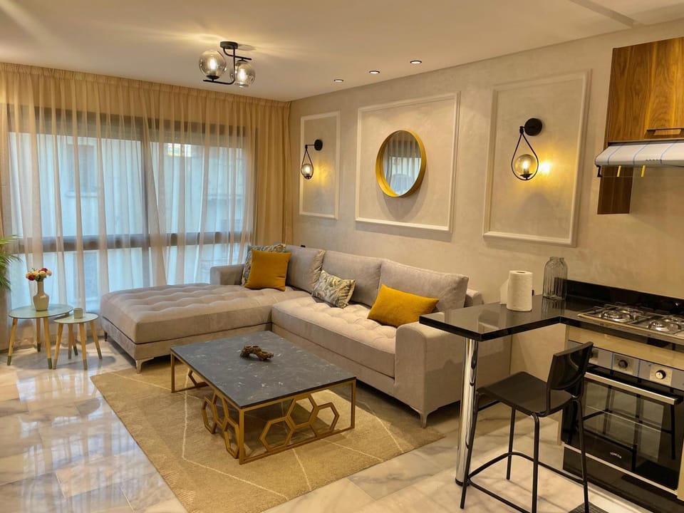 Bed, Kitchen or kitchenette, Living room, Photo of the whole room, Seating area, Dining area, Bedroom, stove