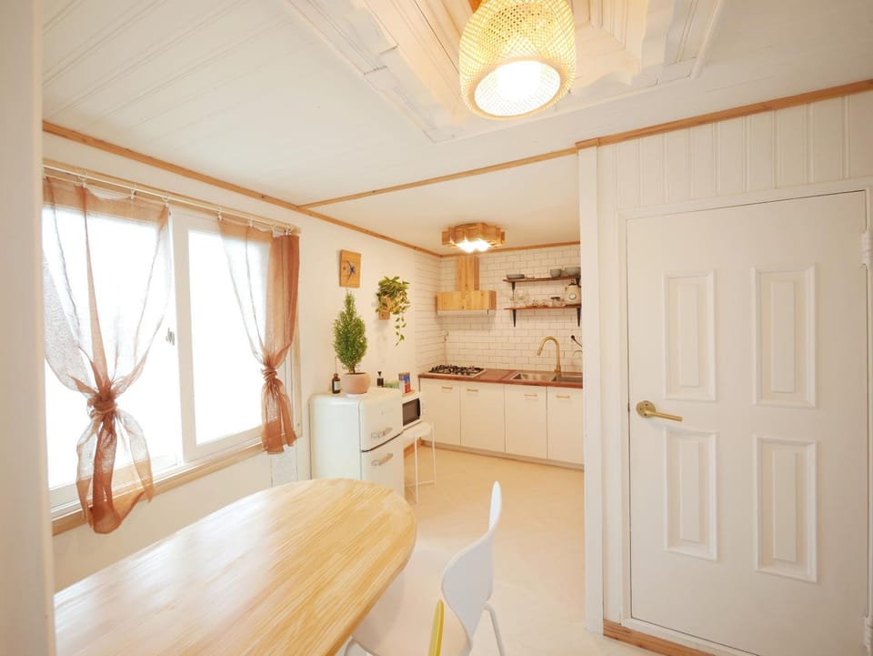 Living room, kitchen