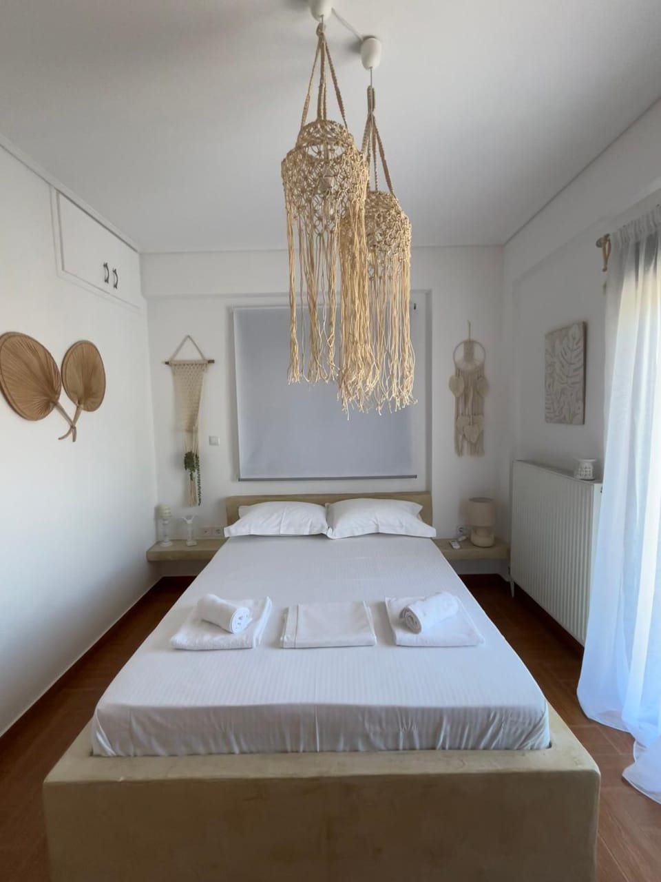 Bedroom, air conditioner
