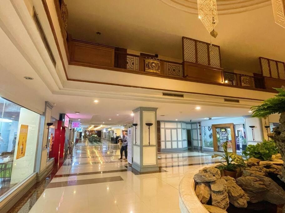 912 Good view &2 minutes walk to one Nimman Maya Apartment in Chiang Mai