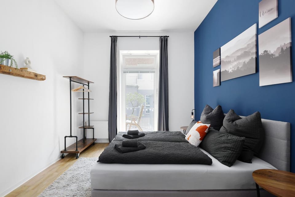 Bed, Photo of the whole room, Bedroom, cot