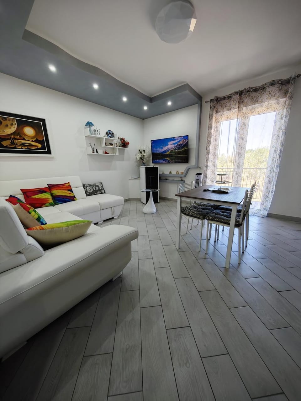 TV and multimedia, Living room