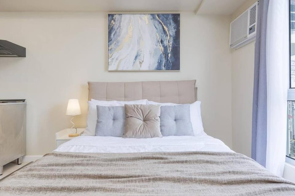 Furnished Studio in Avida Towers Riala, Cebu IT Park with Fast WiFi, Netflix, Pool and More Apartment in Lapu-Lapu City