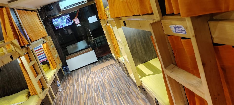 Sunrise Dormitory Hostel in Mumbai