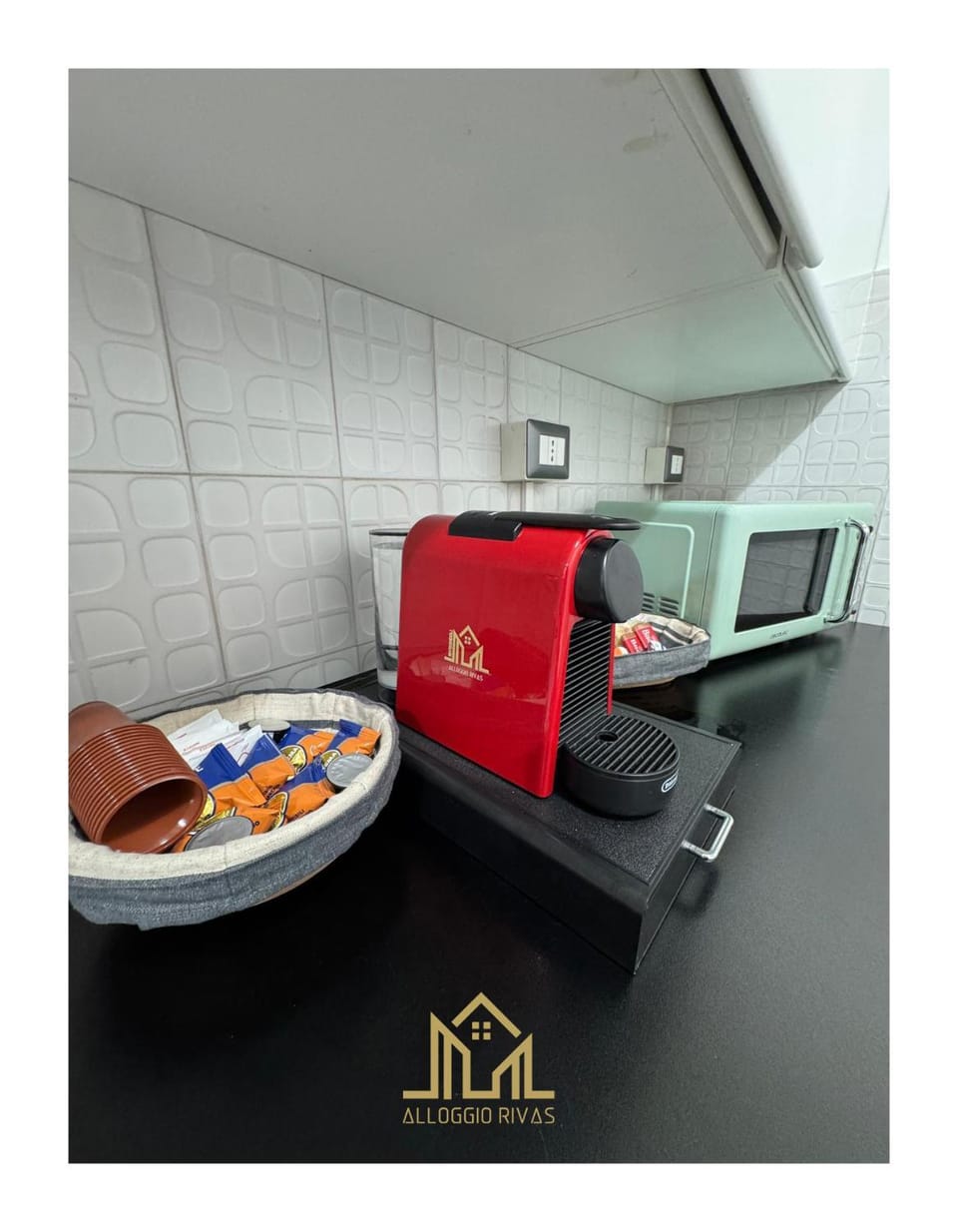 Kitchen or kitchenette, Breakfast