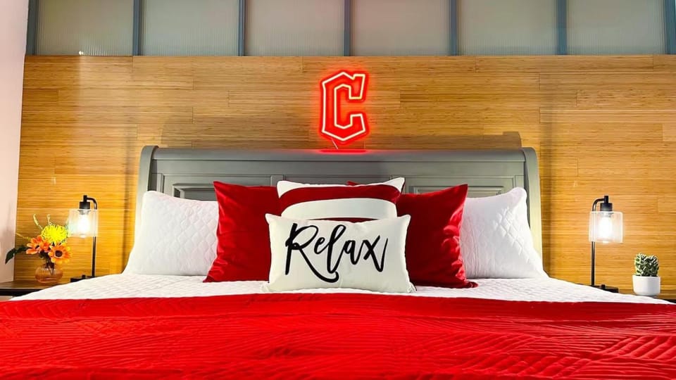 Downtown Cleveland- Steps to Sports & Events condo Apartment in Ohio City