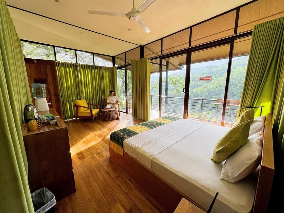Bed, Balcony/Terrace, Seating area, Bedroom