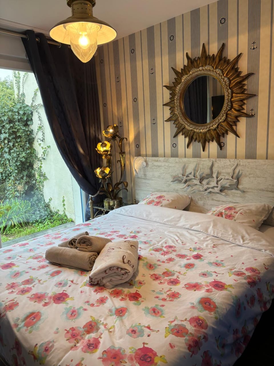 La maison bleue Bed and Breakfast in Nouvelle-Aquitaine