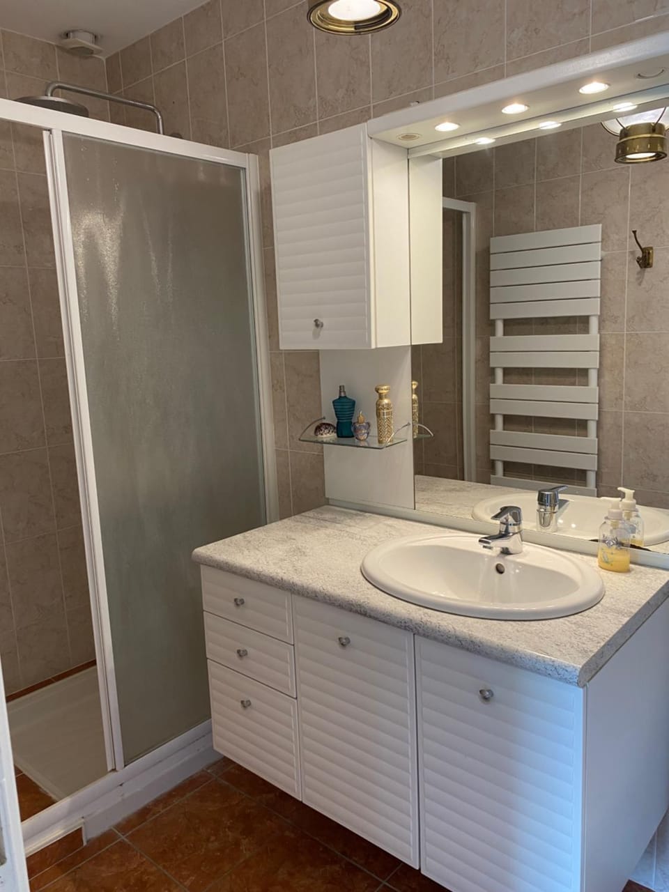 Shower, Bathroom