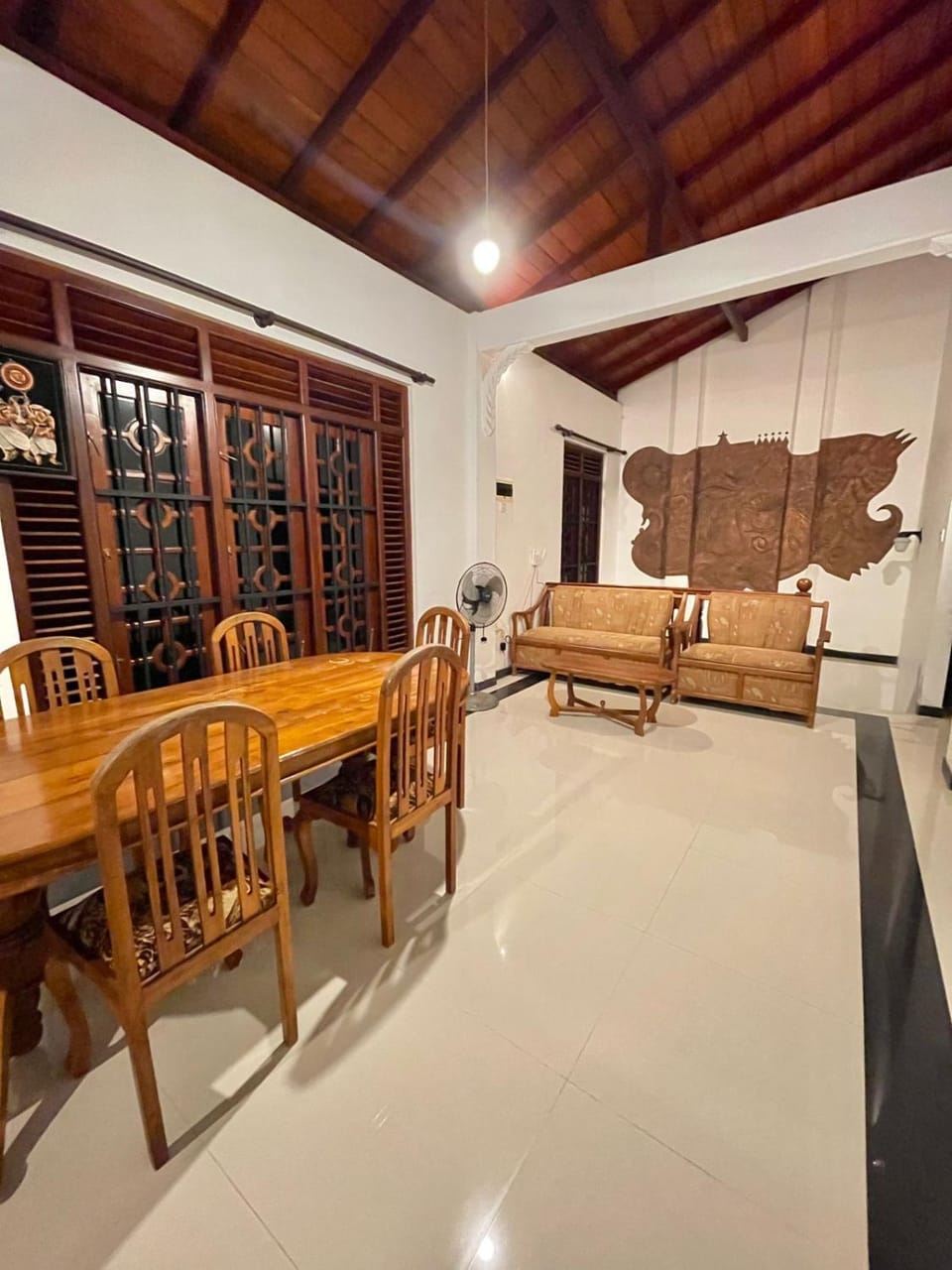Living room, Dining area