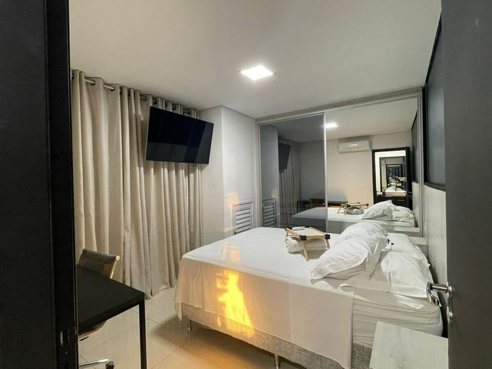Flat Moderno | Andar Alto | Piscina | A 100m do Goiânia Shopping Apartment in Goiania
