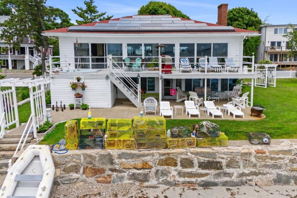 Property building, Patio, Beach