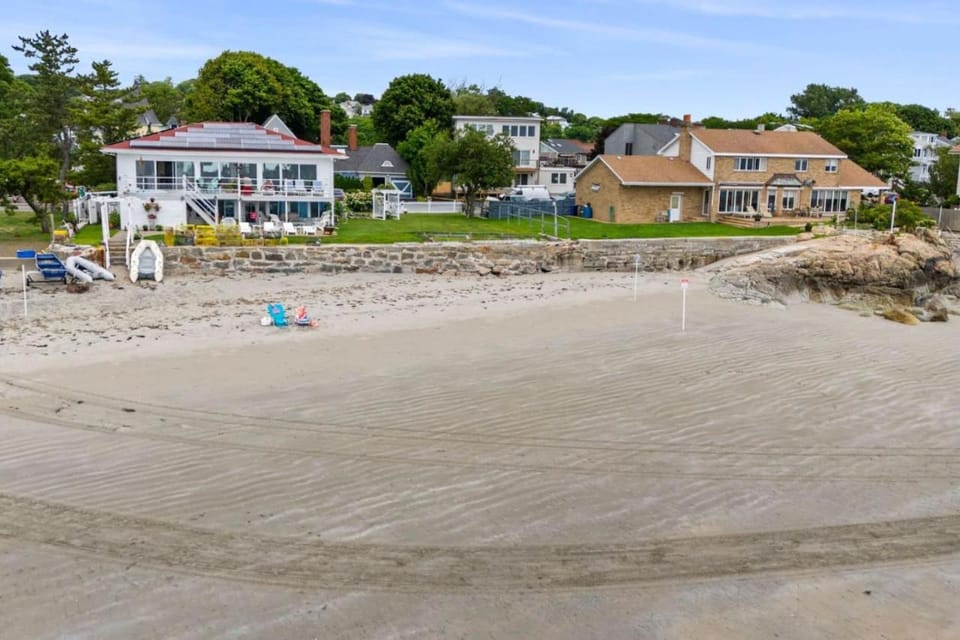 Property building, Beach, Sea view