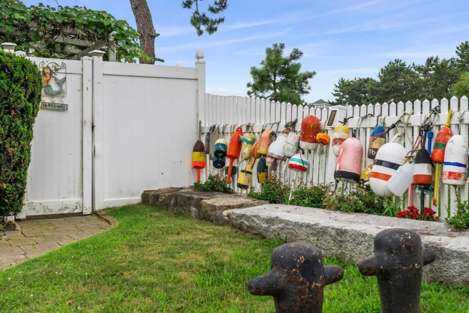 Day, Garden view