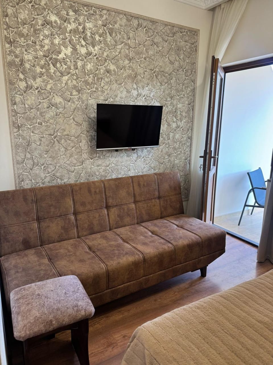 COMFORT M Guest House Bed and Breakfast in Armenia