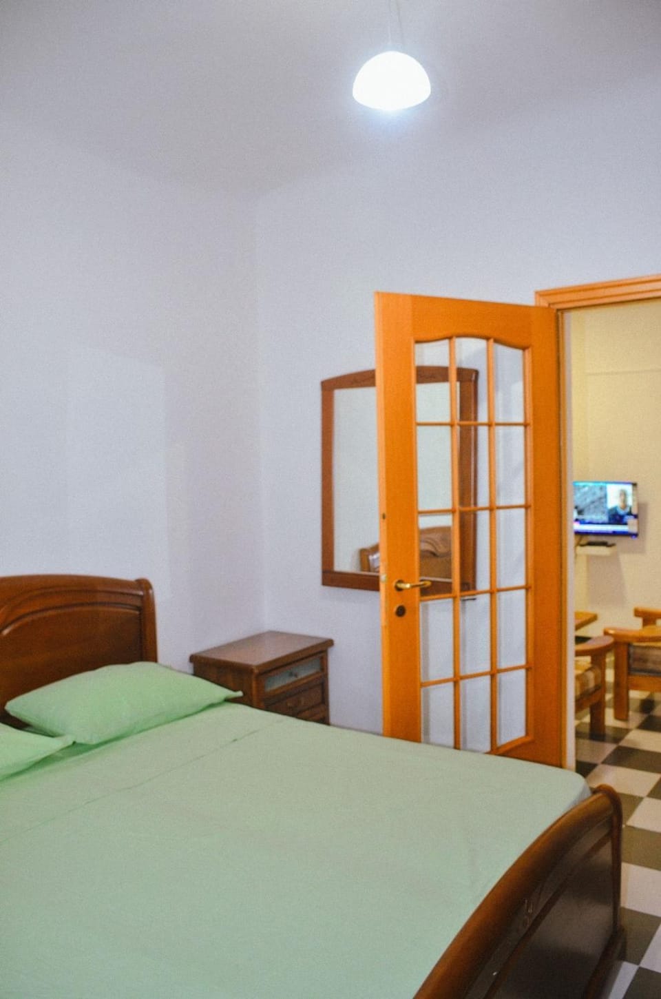 Photo of the whole room