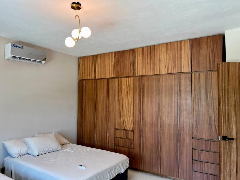 Ejecutiva Frac privado Nueva alberca 50MB Factura Apartment in State of Michoacán