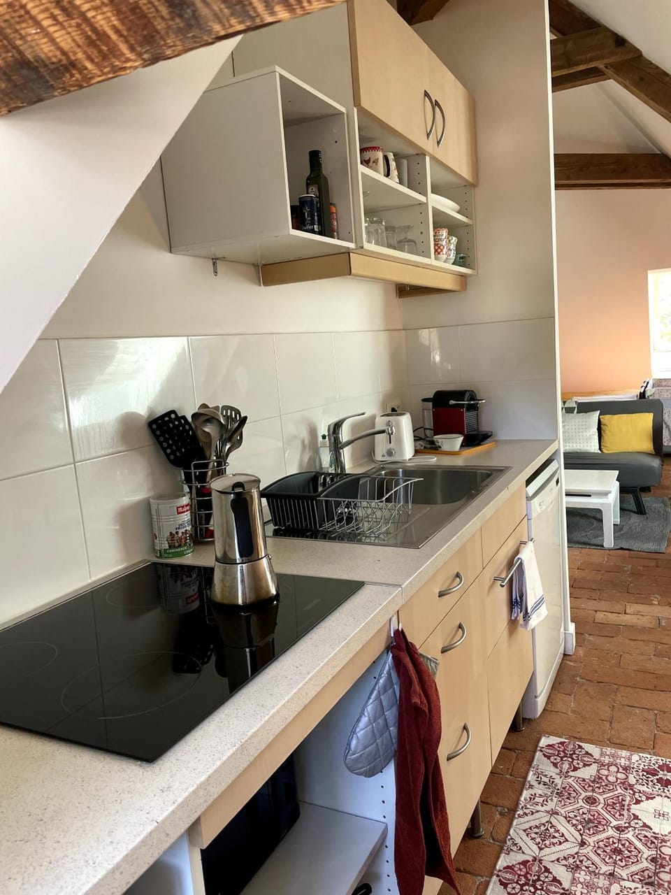 Kitchen or kitchenette, Living room