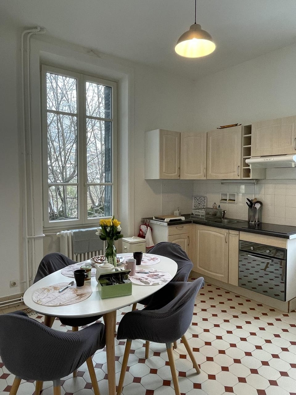 Property building, Kitchen or kitchenette, Living room