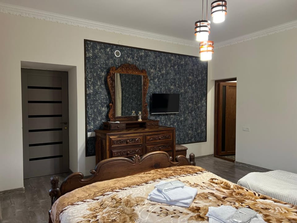 COMFORT M Guest House Bed and Breakfast in Armenia