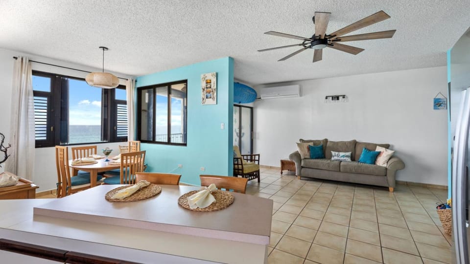 Beachfront Serene Apt at Victoria del Mar 3F House in Stella