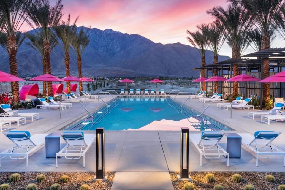 The Miralon Petite Oasis House in Palm Springs