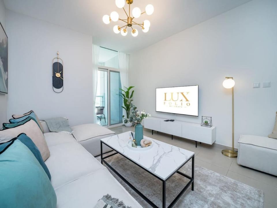 TV and multimedia, Living room, Photo of the whole room, Seating area