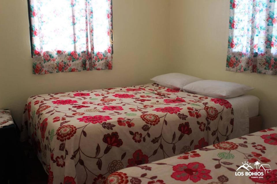 Los Bohios Campo Añil Farm Stay in La Vega Province
