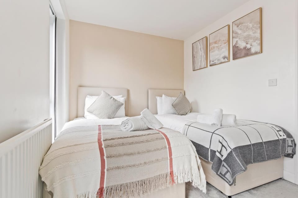Bed, Photo of the whole room, Bedroom, heating, internet, towels