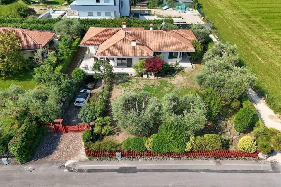 Villa Fortuna Villa in Manerba del Garda