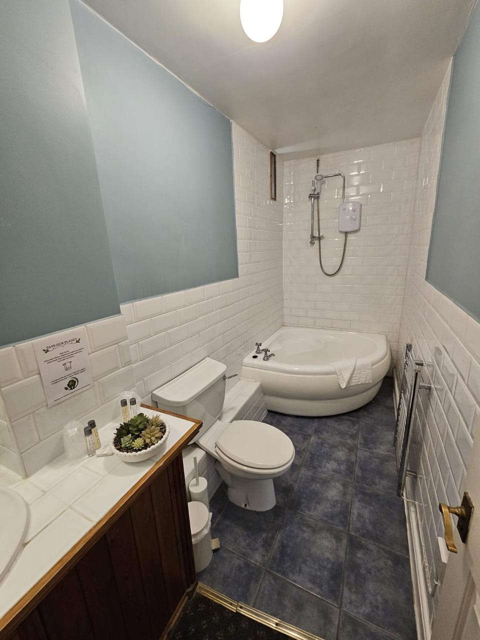 Bathroom, Bath