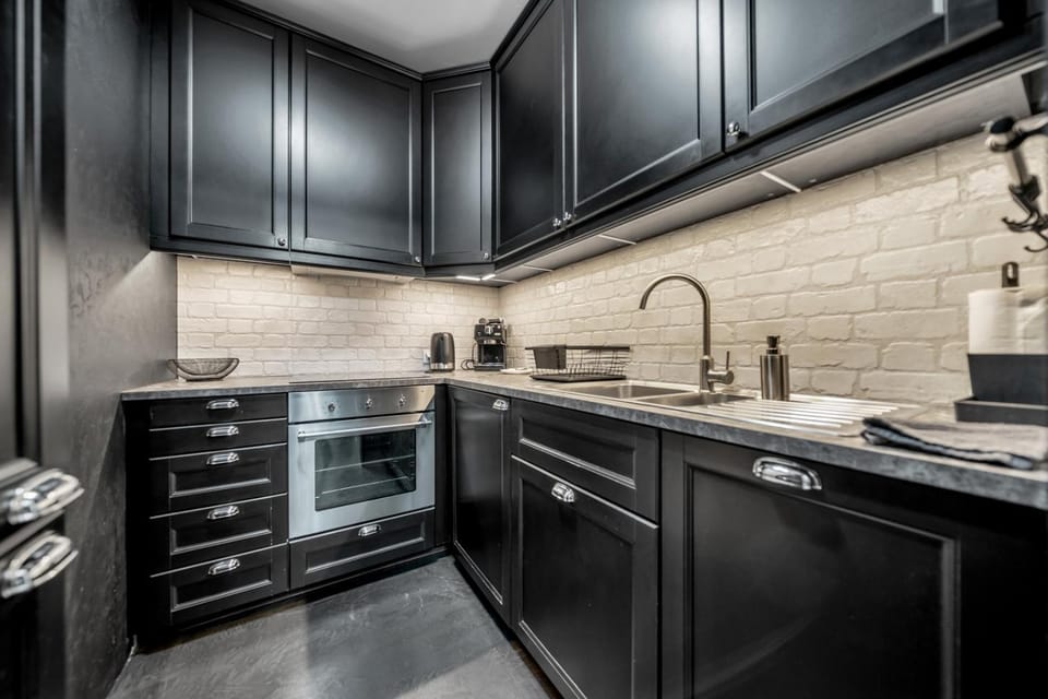 Kitchen or kitchenette, dishwasher, pet friendly, stove