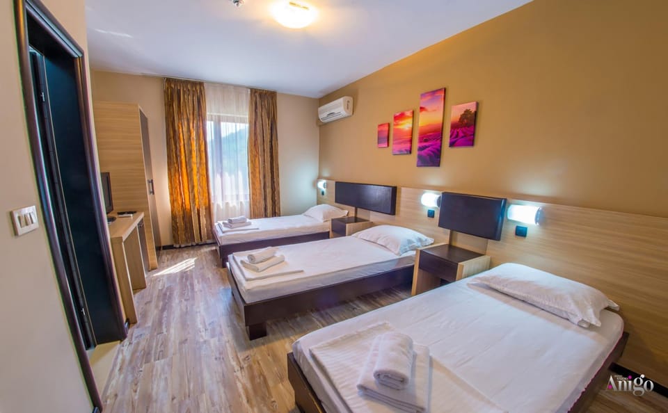 Bed, Photo of the whole room, Bedroom, towels, air conditioner