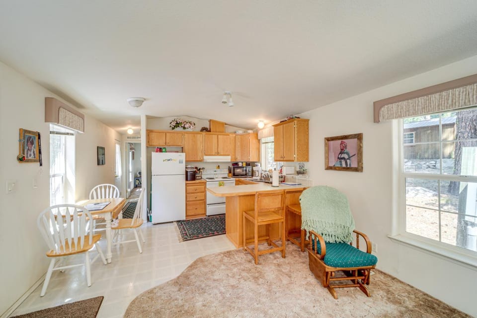 Peaceful Entiat Home: Pets Welcome! House in Lake Chelan