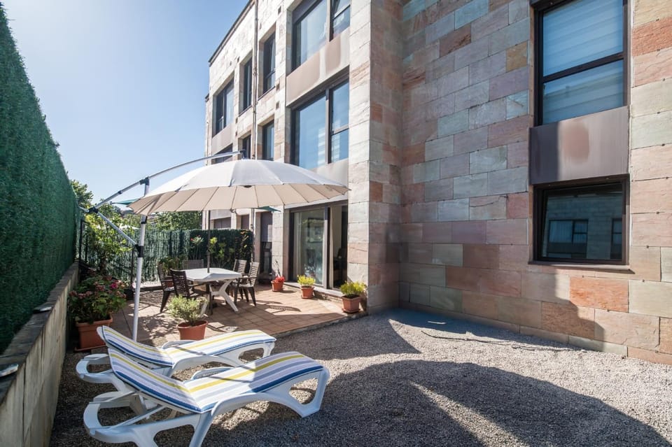 Property building, Balcony/Terrace, Floor plan, Pool view, Swimming pool