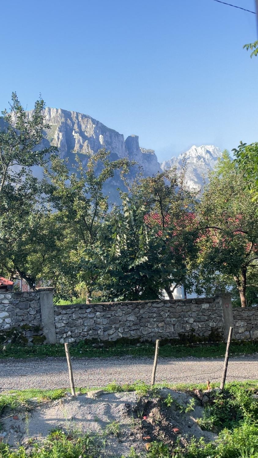 Guest House Ulnika Bed and Breakfast in Montenegro