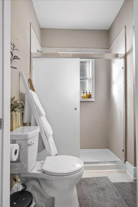 Convenient 2BR Near Convention & Hospitals Apartment in Meridian-Kessler