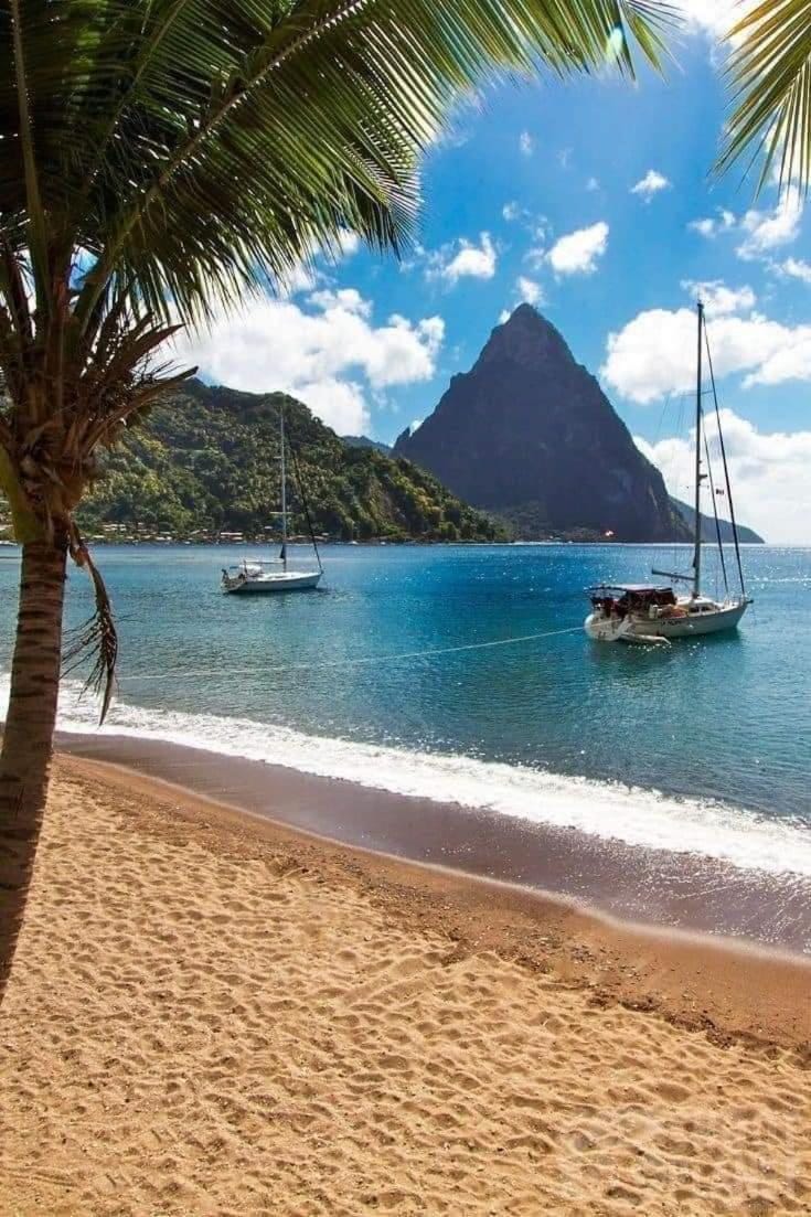 Apartment Soleil 2 mins Walk to Beach, Town and Soufriere Attractions Apartment in Caribbean