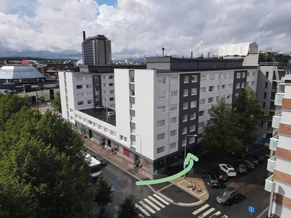 Come in! "Pirkanportti" In the heart of Tampere next to the railway station for 9 people! House in Finland