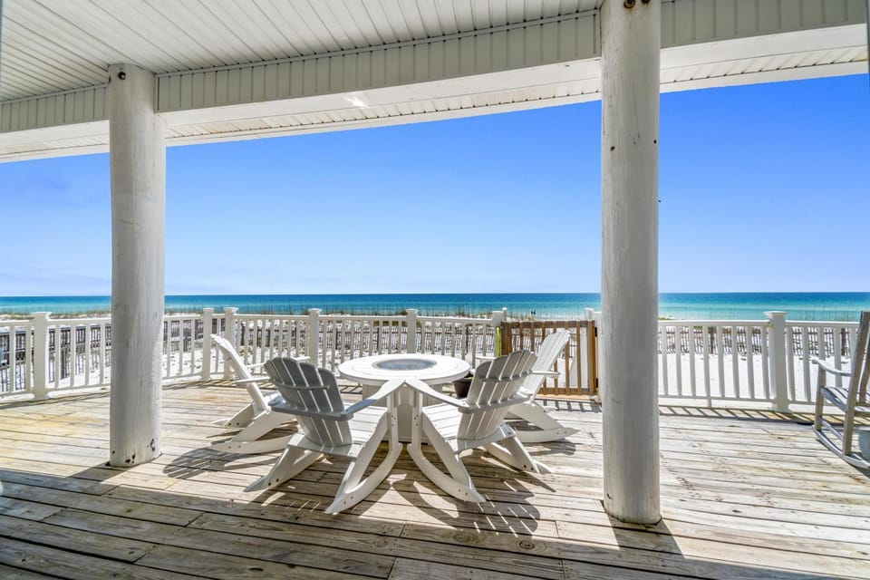 Blue Angel, Blue Angel -Gulf Front, Beautiful Views! Great for Families! House in Pensacola Beach