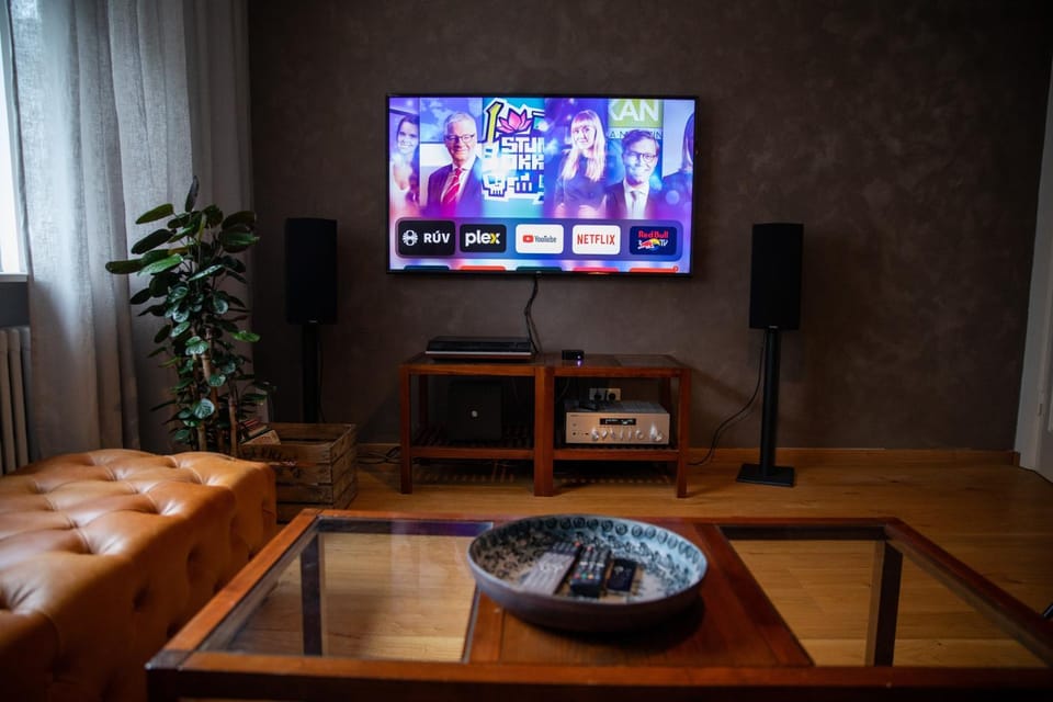 Communal lounge/ TV room, TV and multimedia