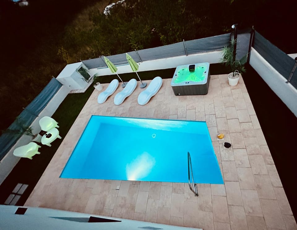 New exclusive apartment Green Horizon with garden, hot tub and private pool near the sea Apartment in Poreč