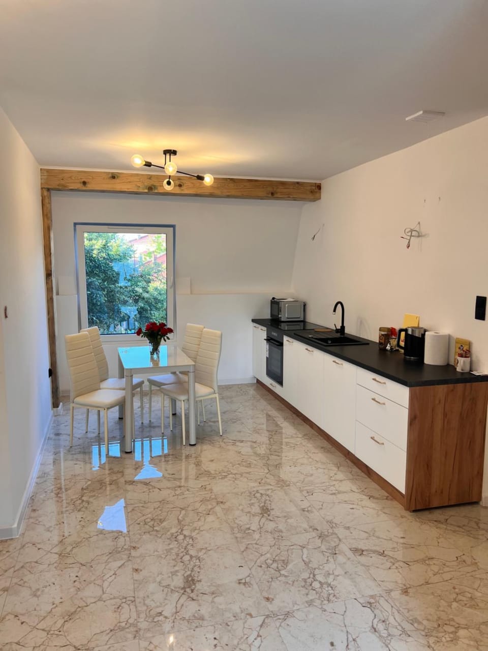 Coffee/tea facilities, Kitchen or kitchenette, Food, Drinks, pet friendly, stove